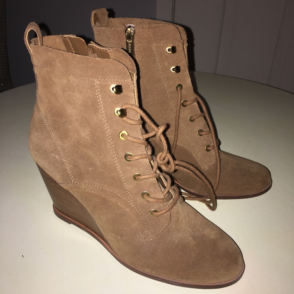BCBG ankle boots